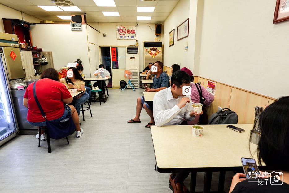 11 信義區銅板美食春來蚵仔麵線後山埤小吃大腸蚵仔綜合麵線碗粿肉粽.jpg