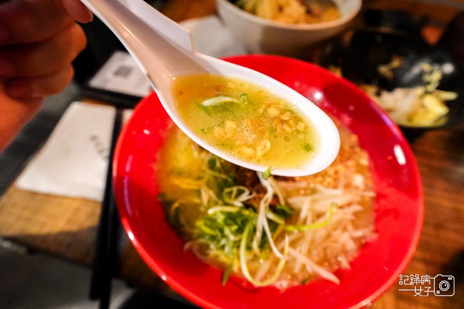 26台北大安區鳥人厚切叉燒拉麵雞白湯豚骨湯.jpg 26台北大安區鳥人厚切叉燒拉麵雞白湯豚骨湯.jpg