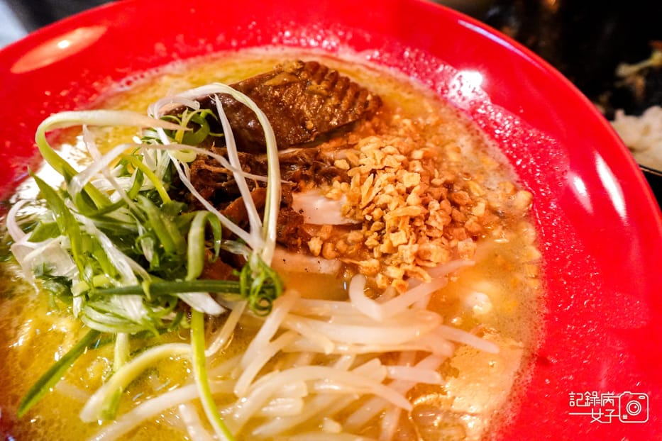 25台北大安區鳥人厚切叉燒拉麵雞白湯豚骨湯.jpg 25台北大安區鳥人厚切叉燒拉麵雞白湯豚骨湯.jpg