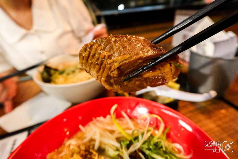 30台北大安區鳥人厚切叉燒拉麵雞白湯豚骨湯.jpg 30台北大安區鳥人厚切叉燒拉麵雞白湯豚骨湯.jpg