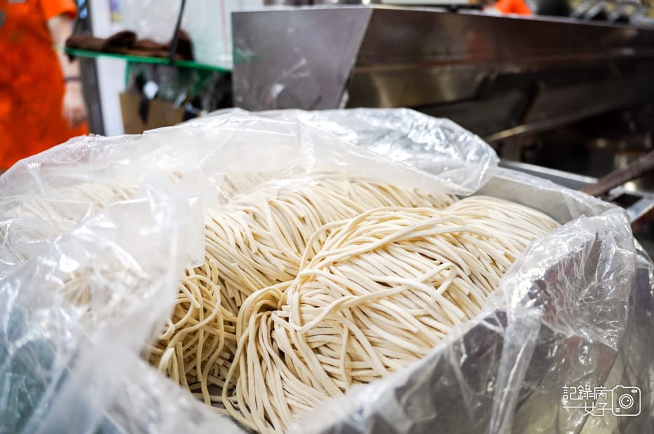 28桃園中壢24小時營業永川牛肉麵重口味川味牛肉麵乾拌武松麵.jpg