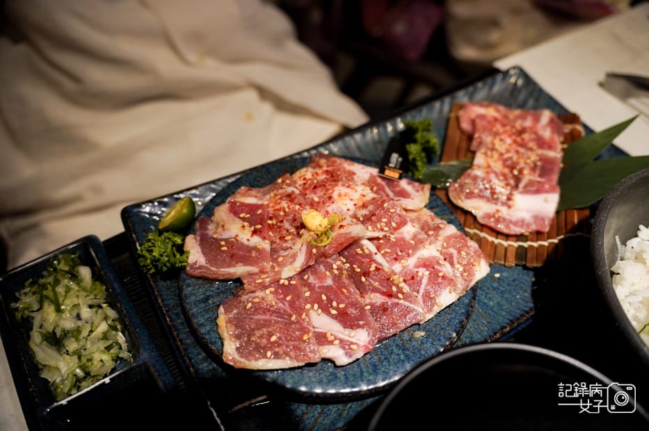 21高雄美食單人燒肉Smile自助吧無限吃到飽放題板腱牛烏骨雞.jpg 21高雄美食單人燒肉Smile自助吧無限吃到飽放題板腱牛烏骨雞.jpg