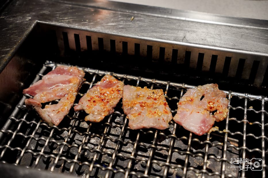 43高雄美食單人燒肉Smile自助吧無限吃到飽放題板腱牛烏骨雞.jpg 43高雄美食單人燒肉Smile自助吧無限吃到飽放題板腱牛烏骨雞.jpg