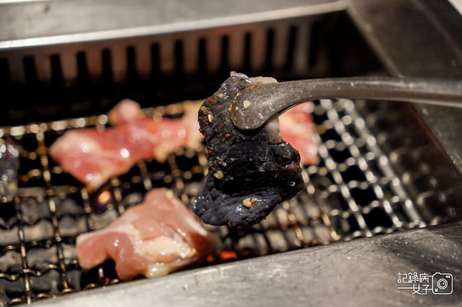 35高雄美食單人燒肉Smile自助吧無限吃到飽放題板腱牛烏骨雞.jpg 35高雄美食單人燒肉Smile自助吧無限吃到飽放題板腱牛烏骨雞.jpg