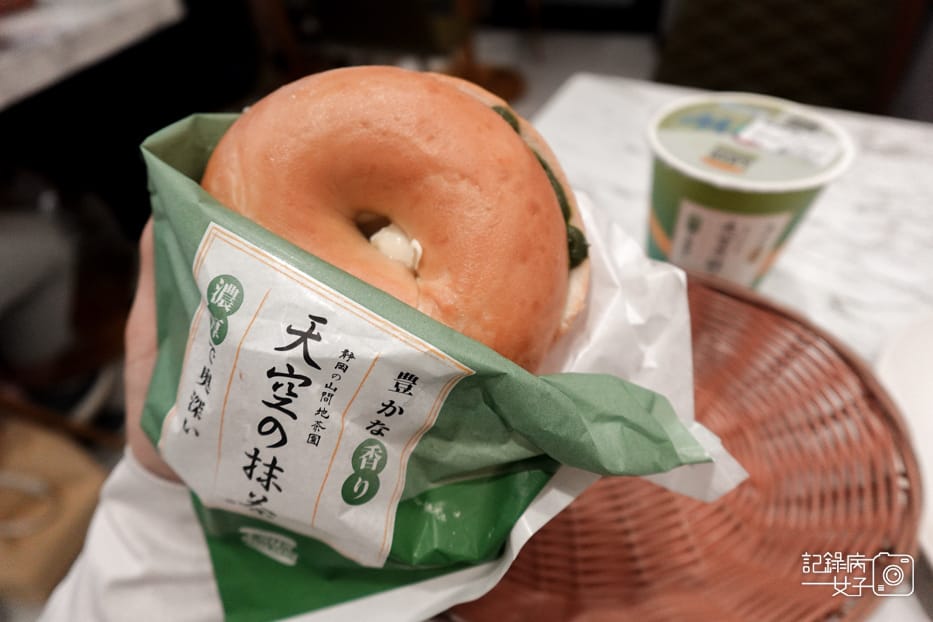 4拉亞漢堡天空の抹茶開箱抹茶乳酪貝果抹茶皇后奶油吐司拿鐵.jpg