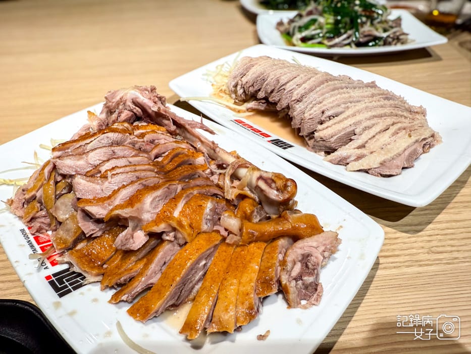 20必比登吉阿城鵝肉吉林二店招牌煙燻鵝肉白斬鵝肉前段後段切盤.jpg
