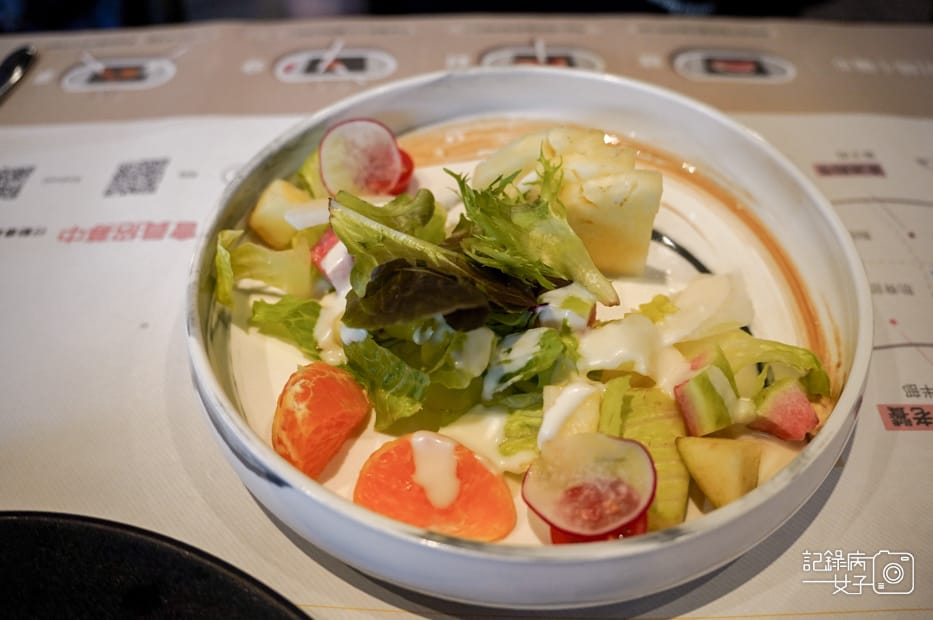 22高雄凱恩斯岩燒牛排墨西哥烤牛肉捲餅沙拉.jpg 22高雄凱恩斯岩燒牛排墨西哥烤牛肉捲餅沙拉.jpg