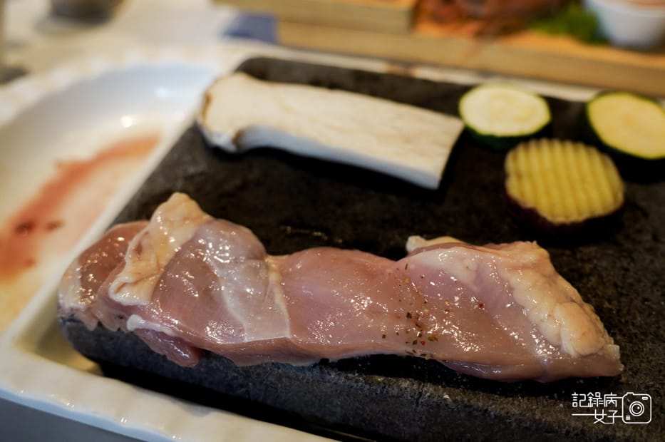 48高雄凱恩斯岩燒牛排松阪豬玉米雞肉.jpg 48高雄凱恩斯岩燒牛排松阪豬玉米雞肉.jpg