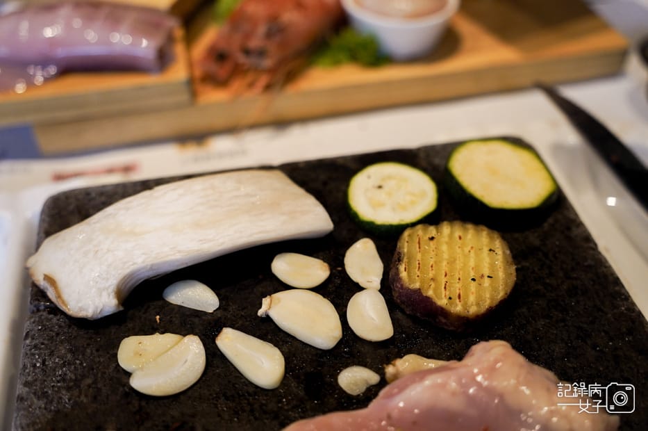 33高雄凱恩斯岩燒牛排火山岩石板岩燒菲力牛排海陸套餐.jpg 33高雄凱恩斯岩燒牛排火山岩石板岩燒菲力牛排海陸套餐.jpg