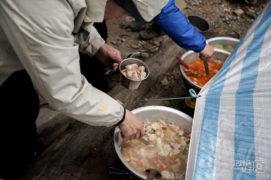 36戒茂斯上嘉明湖新武呂溪營地獵寮溪營地協作搭伙.jpg