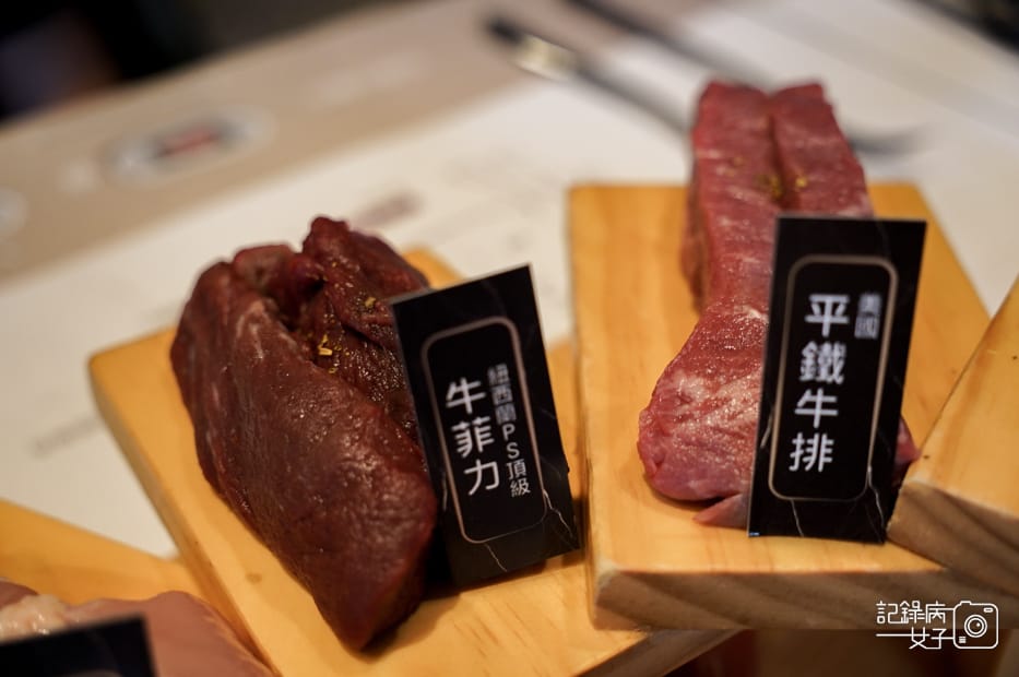 35高雄凱恩斯岩燒牛排平鐵牛排牛肩胛菲力.jpg 35高雄凱恩斯岩燒牛排平鐵牛排牛肩胛菲力.jpg