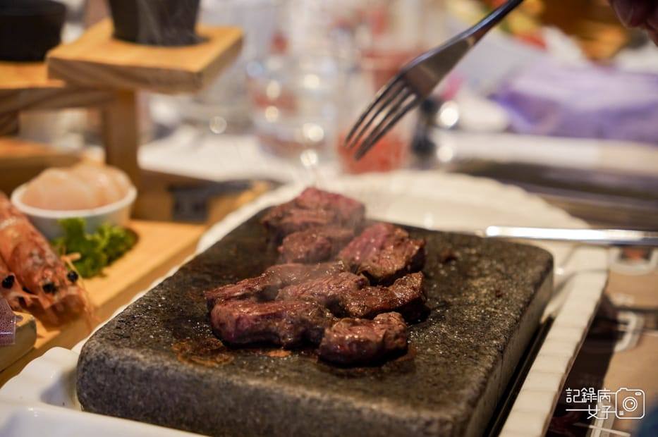 32高雄凱恩斯岩燒牛排火山岩石板岩燒菲力牛排海陸套餐.jpg 32高雄凱恩斯岩燒牛排火山岩石板岩燒菲力牛排海陸套餐.jpg