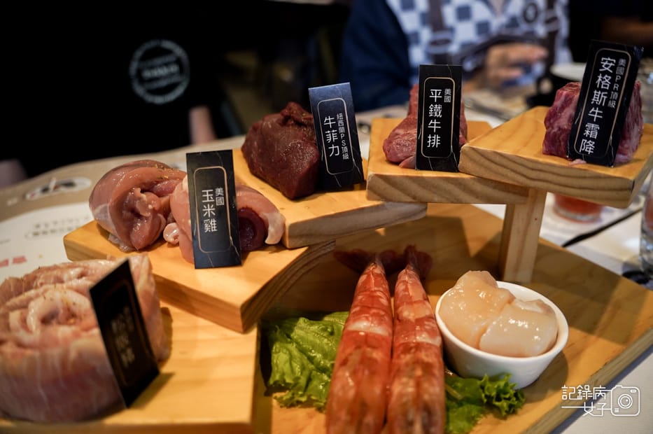 28高雄凱恩斯岩燒牛排火山岩石板岩燒菲力牛排海陸套餐.jpg 28高雄凱恩斯岩燒牛排火山岩石板岩燒菲力牛排海陸套餐.jpg