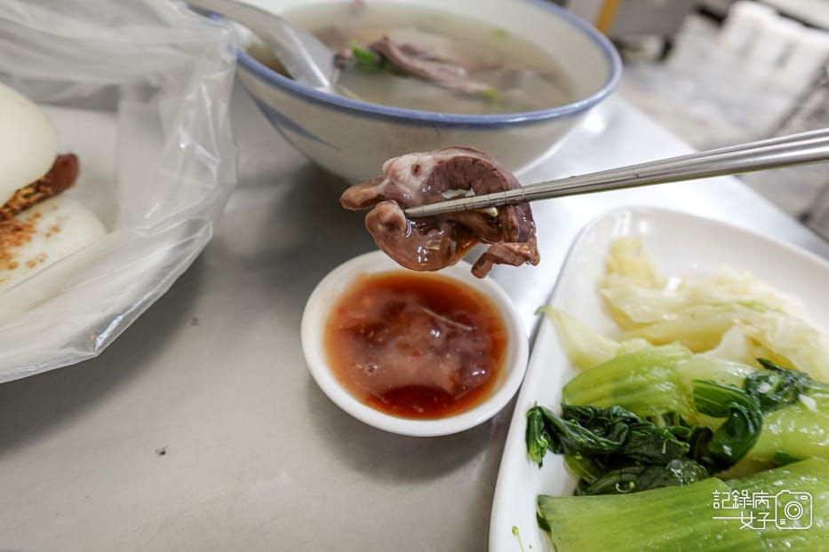 30新北三重美食白河阿婆碗粿豬心湯豬血湯肝𦟪湯.jpg