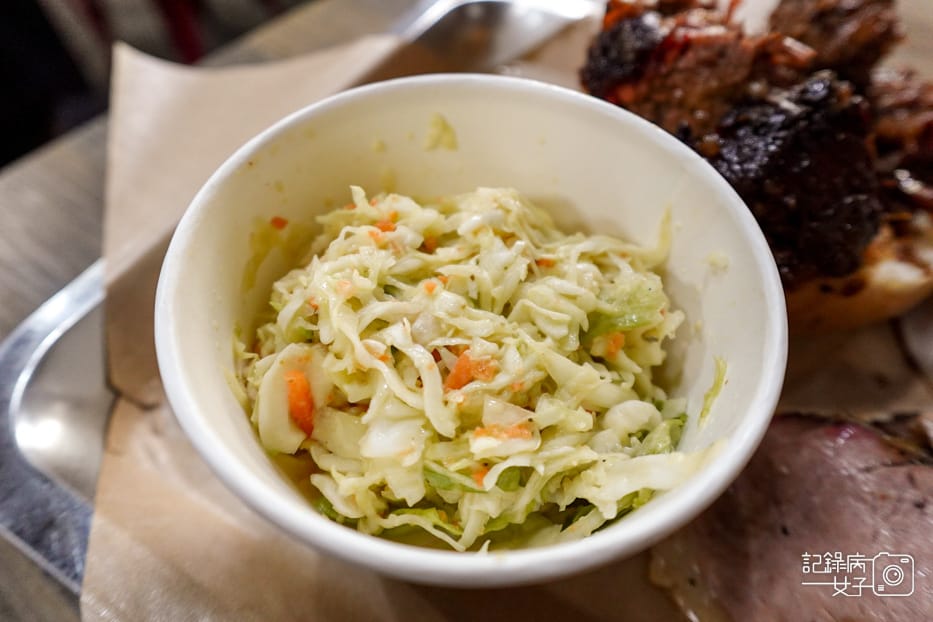 18南港Bogart%5Cs Smokehouse Taipei 美式木柴煙燻屋限量醬燒牛胸肉漢堡烤焗豆.jpg