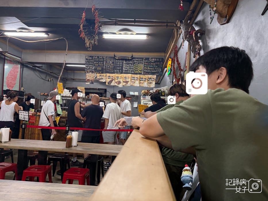 1南港Bogart%5Cs Smokehouse Taipei 美式木柴煙燻屋限量醬燒牛胸肉漢堡烤焗豆.jpg