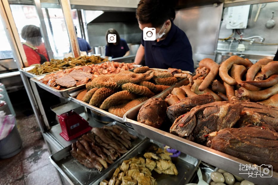 9桃園春日路巧合珍四川牛肉麵菜單價位滷味價格.jpg 9桃園春日路巧合珍四川牛肉麵菜單價位滷味價格.jpg
