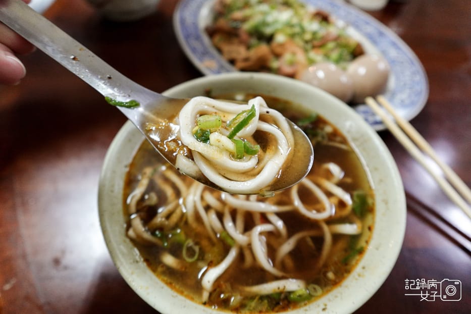 25桃園春日路巧合珍牛肉麵四川藥膳紅燒牛肉麵乾麵.jpg 25桃園春日路巧合珍牛肉麵四川藥膳紅燒牛肉麵乾麵.jpg