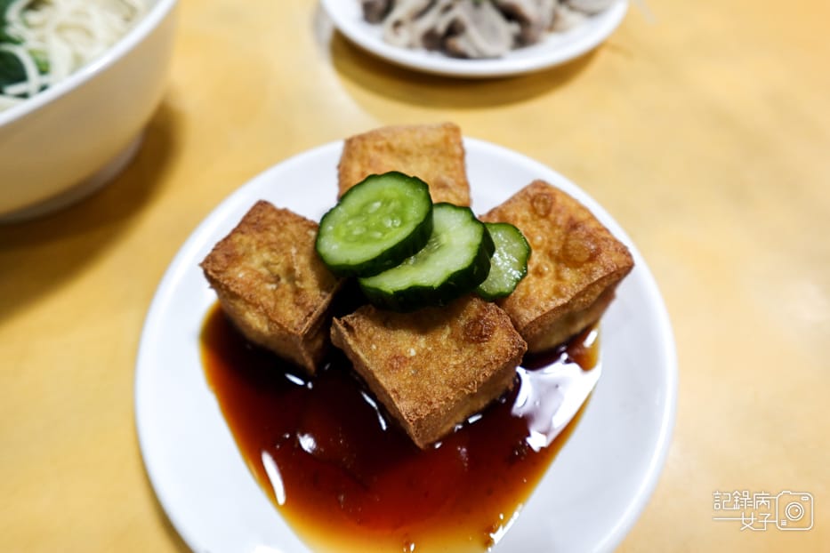 16內湖區737大陳記古早味麵店醋麵肝𦟪肉炸豆腐.jpg