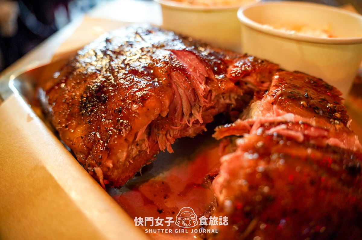【台北 南港區】Bogart’s Smokehouse Taipei美式木柴煙燻屋x激推道地美式烤肉x軟嫩烤肉起司通心麵必吃 - 第60張圖 【台北 南港區】Bogart’s Smokehouse Taipei美式木柴煙燻屋x激推道地美式烤肉x軟嫩烤肉起司通心麵必吃