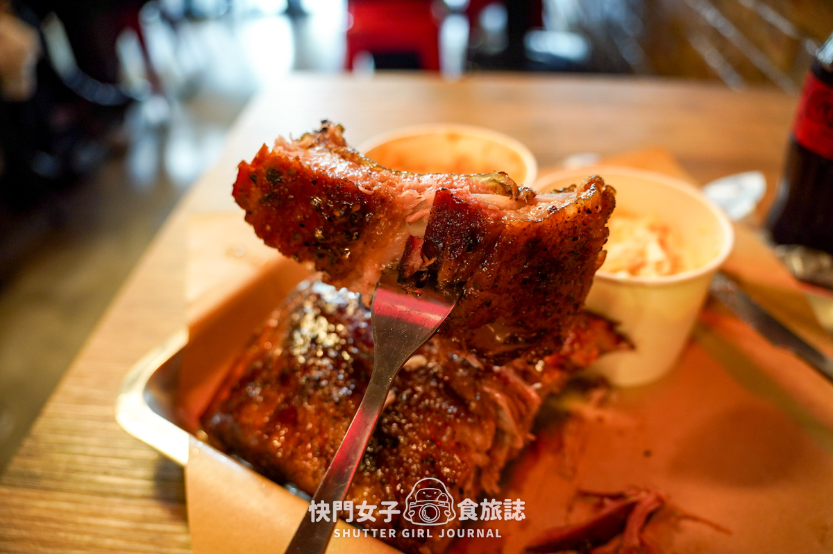 【台北 南港區】Bogart’s Smokehouse Taipei美式木柴煙燻屋x激推道地美式烤肉x軟嫩烤肉起司通心麵必吃 - 第63張圖 【台北 南港區】Bogart’s Smokehouse Taipei美式木柴煙燻屋x激推道地美式烤肉x軟嫩烤肉起司通心麵必吃