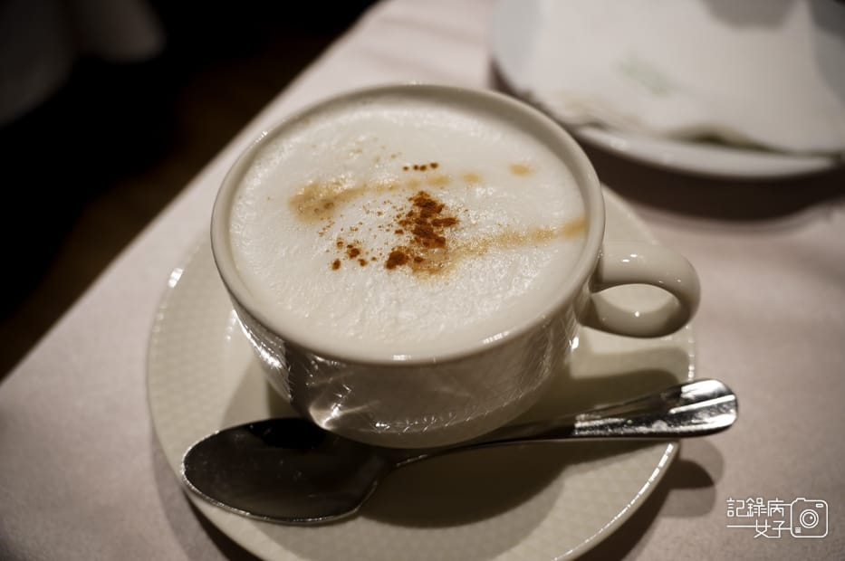 40 雅室牛排仁愛圓環威靈頓牛排老饕肋眼安格斯牛排龍蝦海陸套餐.jpg