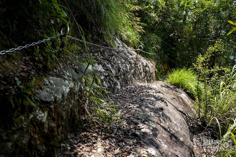 28健行筆記新北平溪菁桐石筍尖魔神仔洞薯榔尖登山步道菁桐古道.jpg