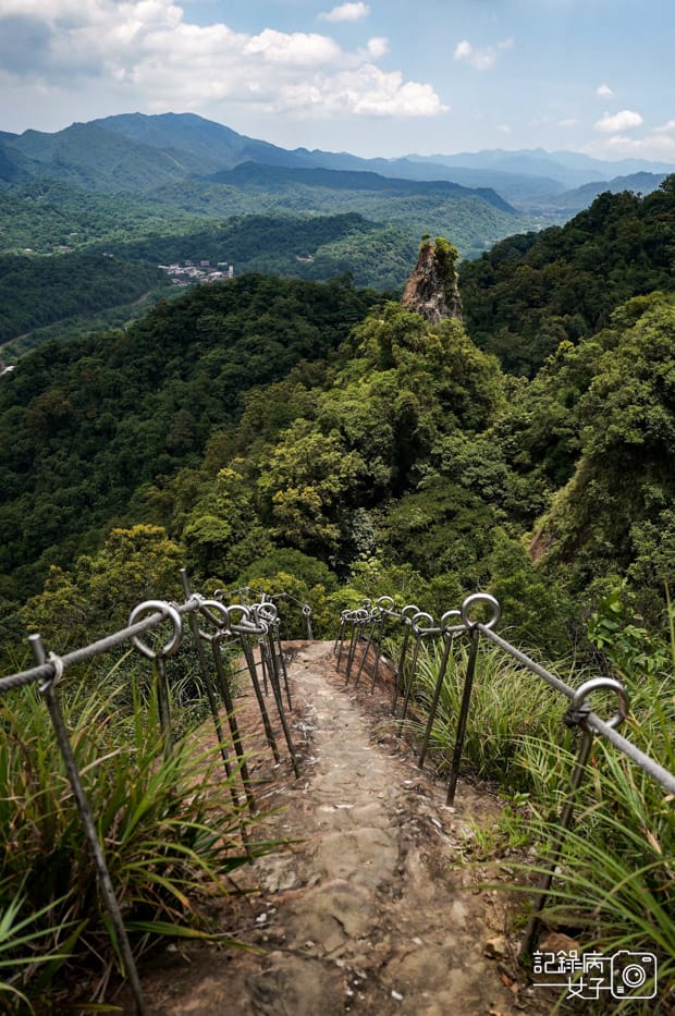 19健行筆記新北平溪區懼高症孝子山慈母峰普陀山五寮尖.jpg