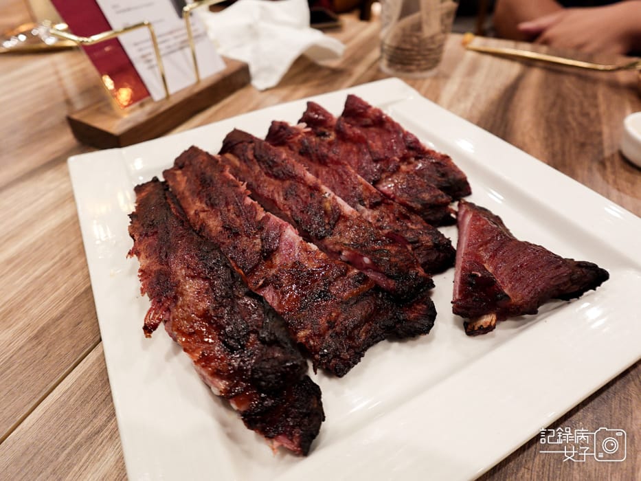 25Wineswee威士威酒食起司拼盤烤豬肋排脆皮德國豬腳.jpg