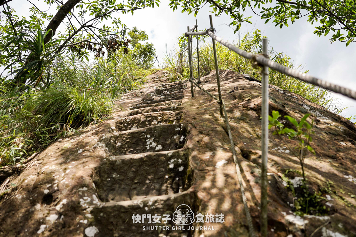 【孝子山&慈母峰】懼高的人無法挑戰的孝子山和慈母峰 x 陡上陡下的極窄路線 - 第23張圖 【孝子山&慈母峰】懼高的人無法挑戰的孝子山和慈母峰 x 陡上陡下的極窄路線