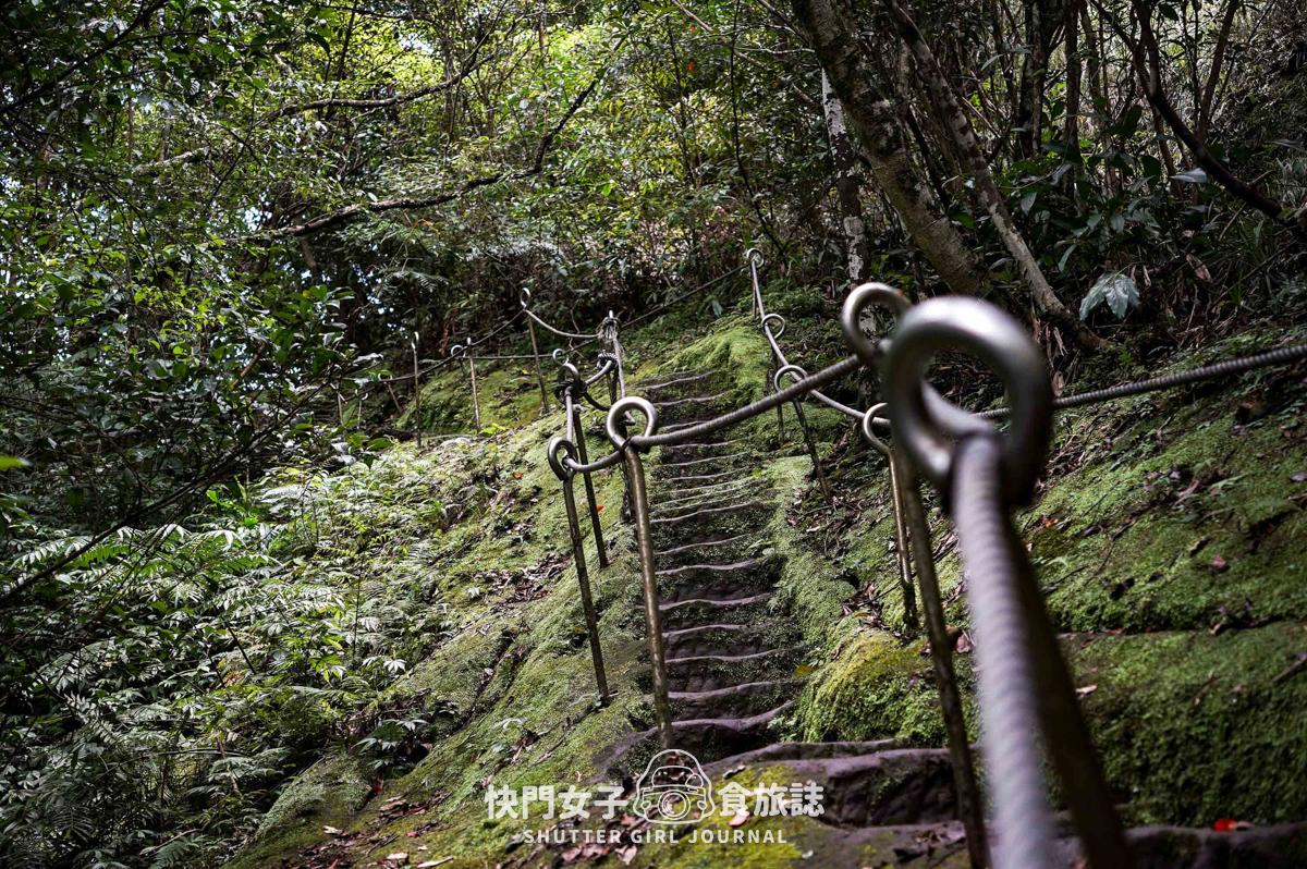 【孝子山&慈母峰】懼高的人無法挑戰的孝子山和慈母峰 x 陡上陡下的極窄路線 - 第25張圖 【孝子山&慈母峰】懼高的人無法挑戰的孝子山和慈母峰 x 陡上陡下的極窄路線