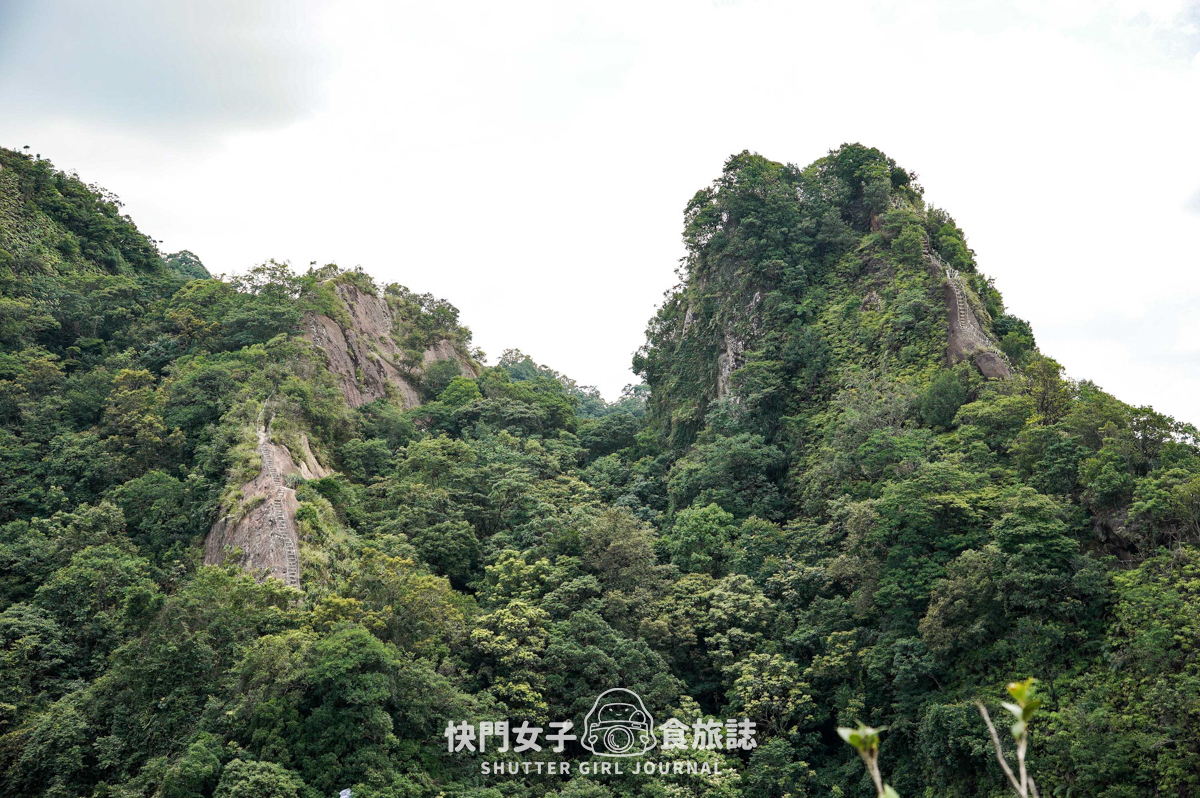 【孝子山&慈母峰】懼高的人無法挑戰的孝子山和慈母峰 x 陡上陡下的極窄路線 - 第35張圖 【孝子山&慈母峰】懼高的人無法挑戰的孝子山和慈母峰 x 陡上陡下的極窄路線