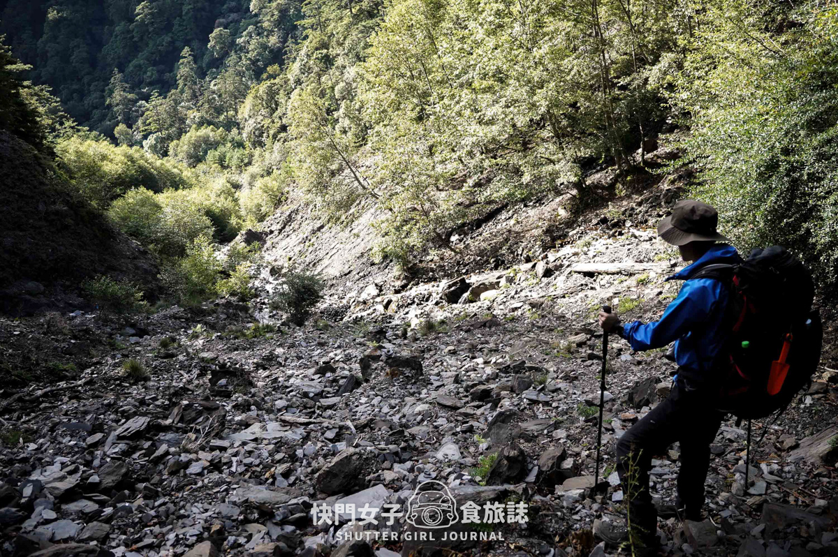 【無明甘薯】無明山甘薯峰三天兩夜 x 北二段C+路線 x 挑戰鬼門關山 x 耳無溪負重扛水袋 - 第11張圖 【無明甘薯】無明山甘薯峰三天兩夜 x 北二段C+路線 x 挑戰鬼門關山 x 耳無溪負重扛水袋
