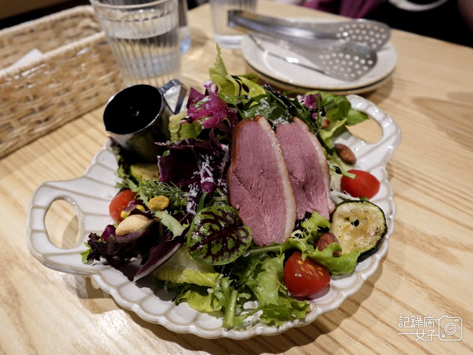12台北大安美食青沐鴨胸沙拉.jpg
