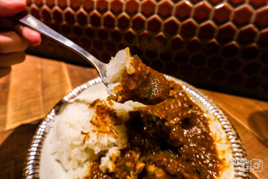 16大安區新高軒咖哩炸豬排咖哩飯牛柳燉黑豚豬肉溫泉蛋.jpg 16大安區新高軒咖哩炸豬排咖哩飯牛柳燉黑豚豬肉溫泉蛋.jpg