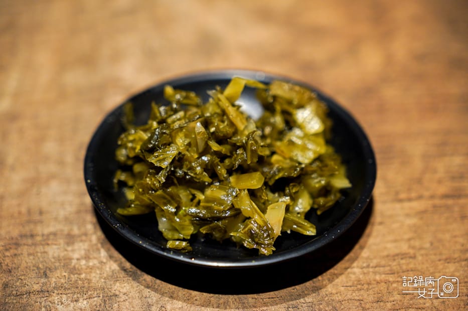 26基隆美食古月香熬粹牛肉麵三寶牛肉麵牛筋牛肚牛肉片.jpg 26基隆美食古月香熬粹牛肉麵三寶牛肉麵牛筋牛肚牛肉片.jpg