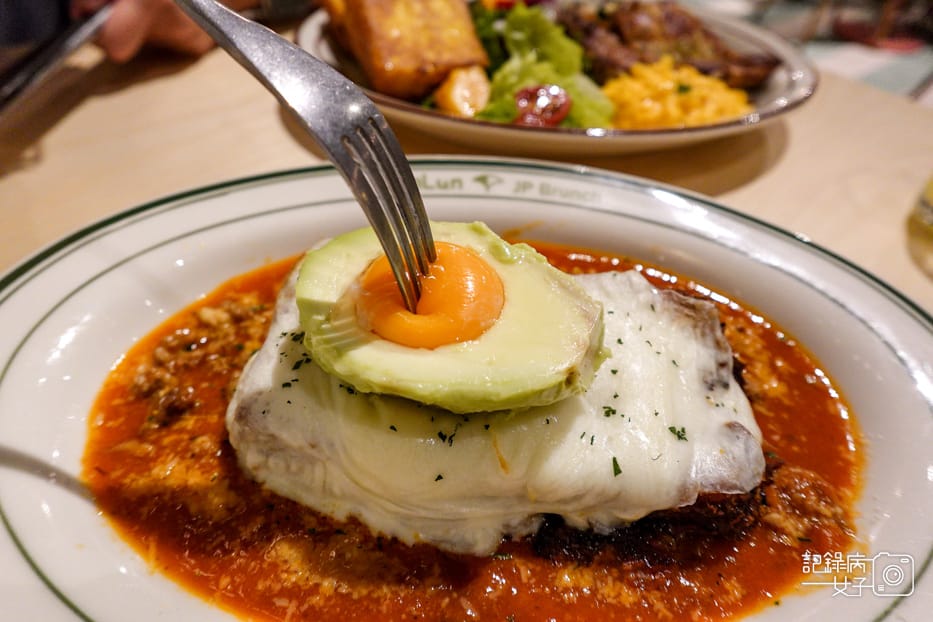 35南港Lalaport輪輪の町日式早午餐大車輪雞腿排法式吐司酪梨千層麵.jpg 35南港Lalaport輪輪の町日式早午餐大車輪雞腿排法式吐司酪梨千層麵.jpg