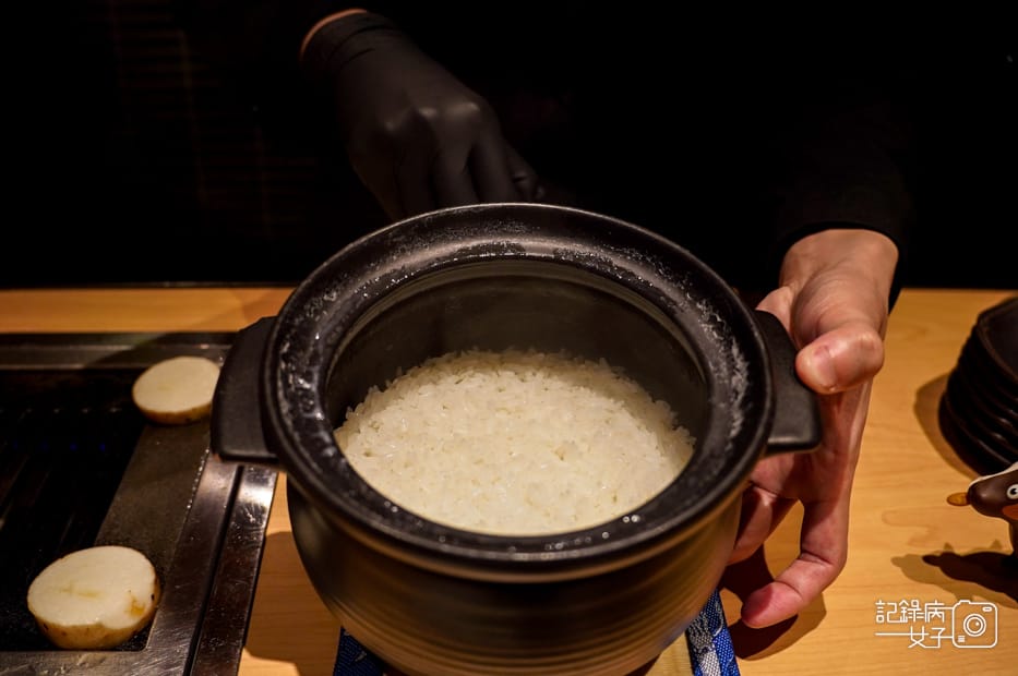 54台中EMPEROR和牛炊飯越光米厚切牛舌.jpg 54台中EMPEROR和牛炊飯越光米厚切牛舌.jpg