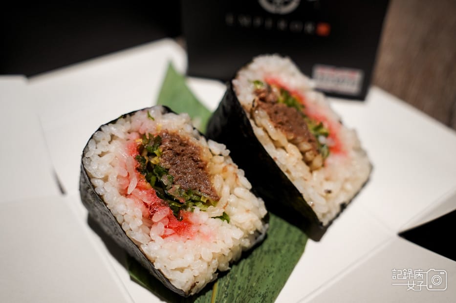 89台中燒肉御帝EMPEROR和牛燒肉日本A5和牛飯糰.jpg 89台中燒肉御帝EMPEROR和牛燒肉日本A5和牛飯糰.jpg