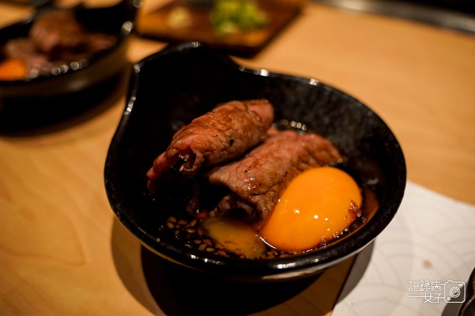 77台中EMPEROR和牛漢堡排肉月見和牛.jpg 77台中EMPEROR和牛漢堡排肉月見和牛.jpg