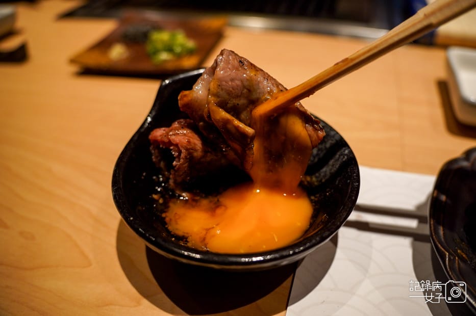 78台中EMPEROR和牛漢堡排肉月見和牛.jpg 78台中EMPEROR和牛漢堡排肉月見和牛.jpg