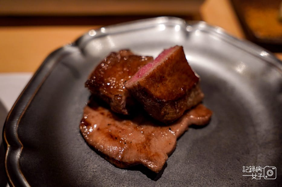 48台中EMPEROR和牛炊飯越光米厚切牛舌.jpg 48台中EMPEROR和牛炊飯越光米厚切牛舌.jpg