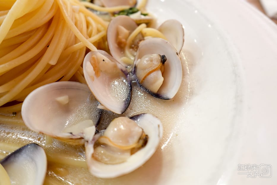 4內湖東湖夯麵坊義清炒蛤蜊義大利麵酥皮玉米濃湯.jpg