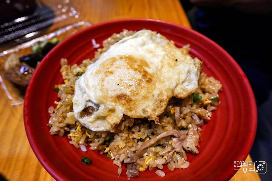 20新北三重美食新竹吳家鴨香飯鴨肉飯鴨肉炒飯冬粉韭菜鴨腸鴨肉丸湯.jpg 20新北三重美食新竹吳家鴨香飯鴨肉飯鴨肉炒飯冬粉韭菜鴨腸鴨肉丸湯.jpg