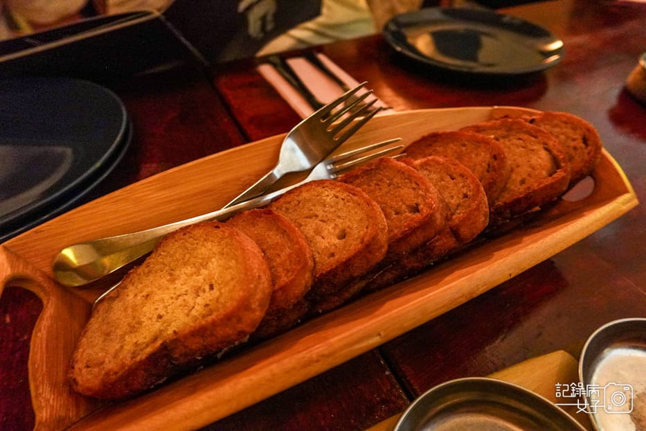 23台北捷克料理Divadlo捷克公寓韃靼生牛肉燉牛肉醃奶酪.jpg 23台北捷克料理Divadlo捷克公寓韃靼生牛肉燉牛肉醃奶酪.jpg