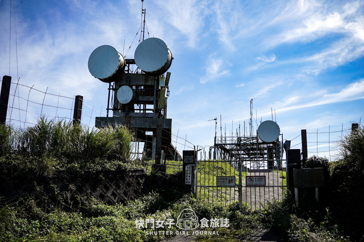 【大屯山連峰步道】陽明山小百岳大屯山主峰 x 台北大縱走第二段 x 挑戰西峰南峰濕滑拉繩泥巴地形