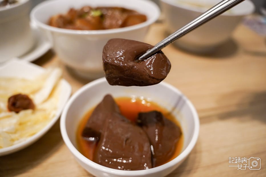 26金門美食文青小店雨川食堂蒸蛋湯梅子泡菜麻辣鴨血.jpg