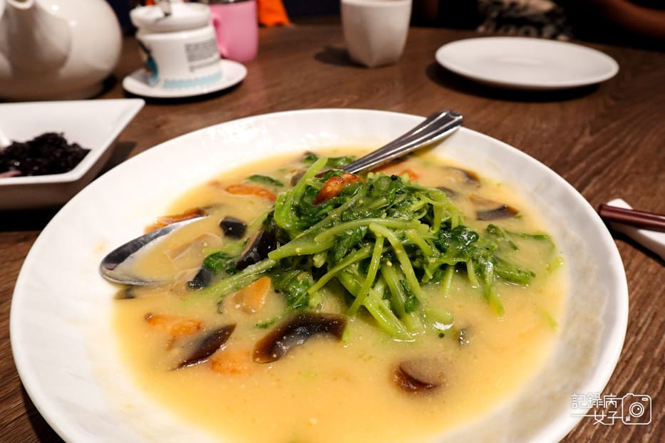 14海味紫菜燜飯金銀上湯時蔬瑤柱雞蓉時蔬.jpg 14海味紫菜燜飯金銀上湯時蔬瑤柱雞蓉時蔬.jpg