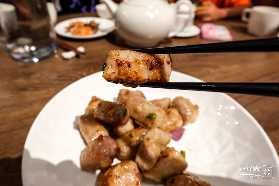 30酥炒芋心芋香鴨翠玉白菜燉軟豆腐煲湯.jpg 30酥炒芋心芋香鴨翠玉白菜燉軟豆腐煲湯.jpg