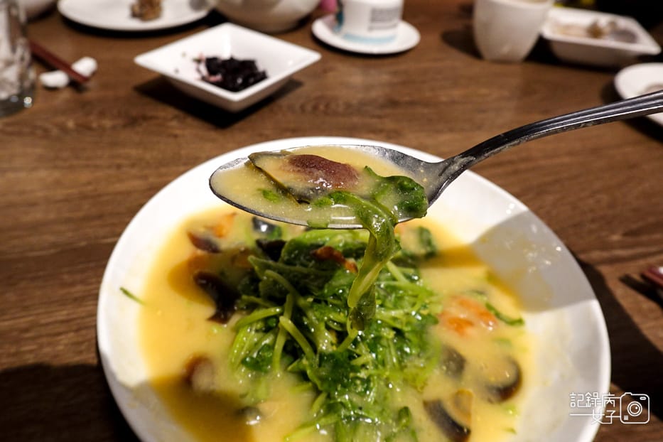 16海味紫菜燜飯金銀上湯時蔬瑤柱雞蓉時蔬.jpg 16海味紫菜燜飯金銀上湯時蔬瑤柱雞蓉時蔬.jpg